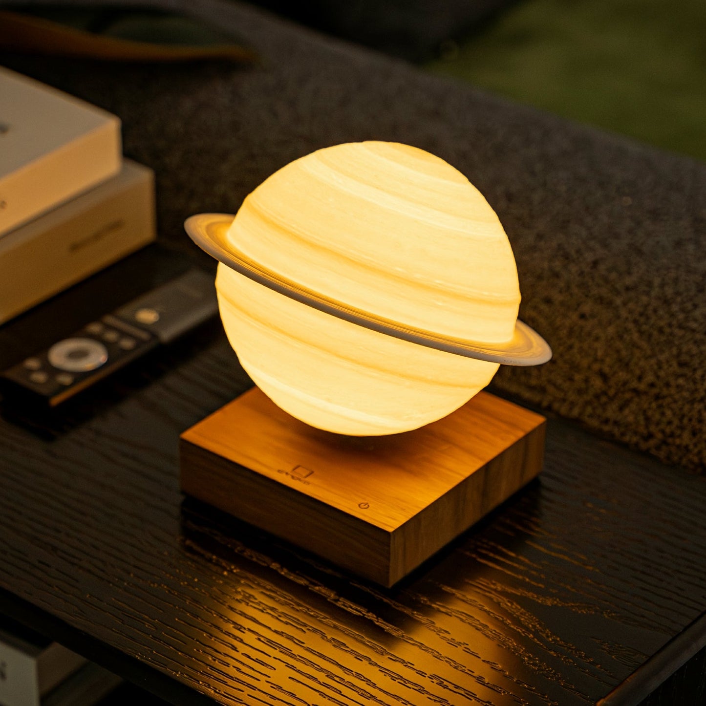 Smart Saturn Lamp