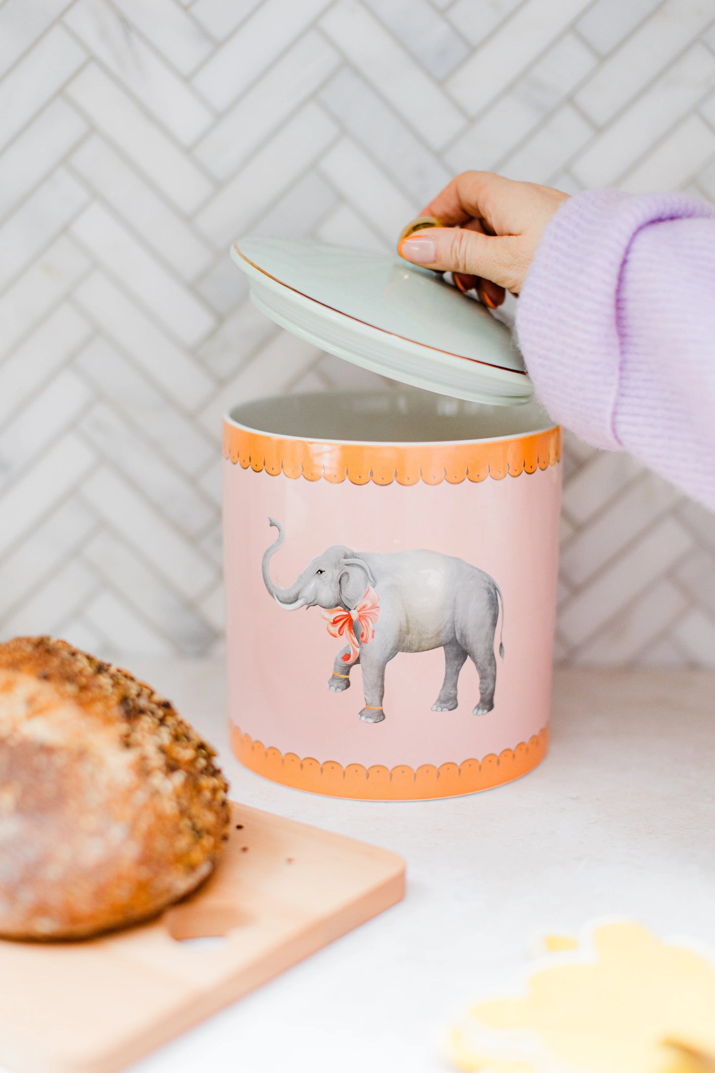 YVONNE ELLEN ELEPHANT BISCUIT JAR