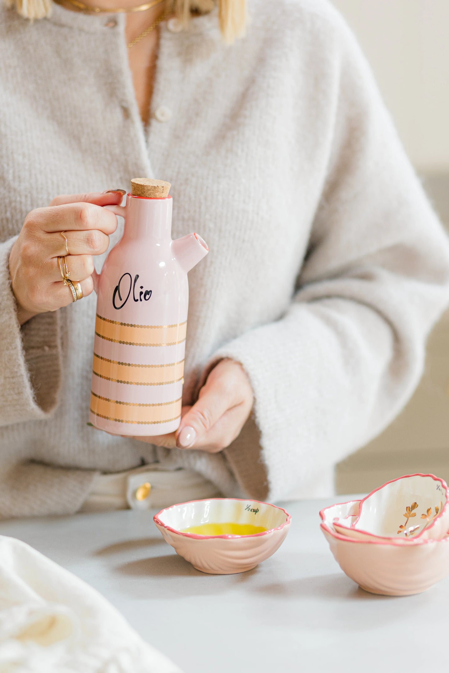YVONNE ELLEN MEASURING CUPS SHELL