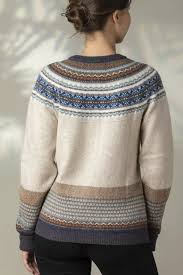 Alpine Short Cardigan Taurus