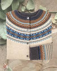 Alpine Short Cardigan Taurus